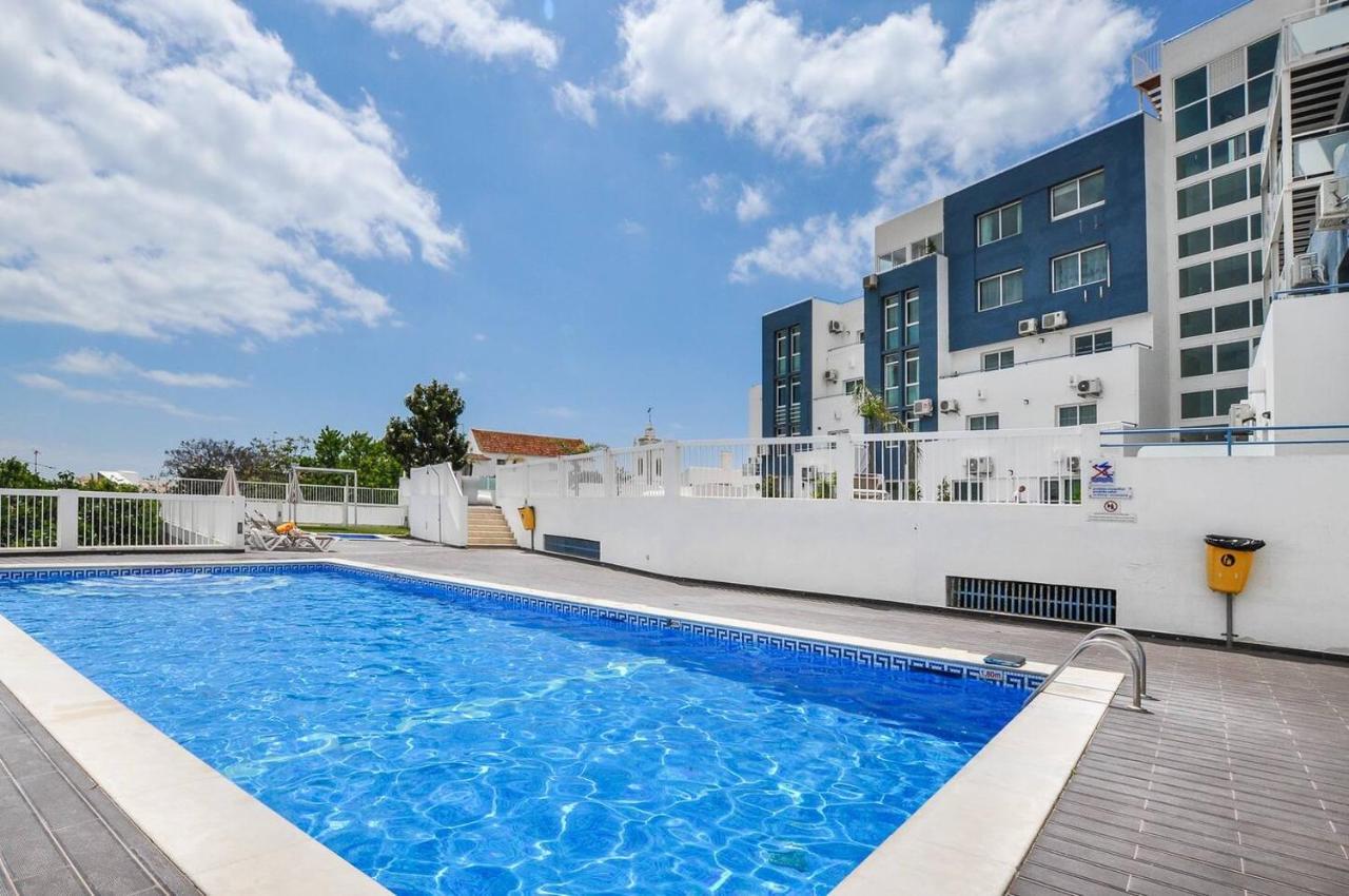 Deluxe Apartment In Albufeira Old Town, 200M Walk To Beach, Pool Parking 外观 照片